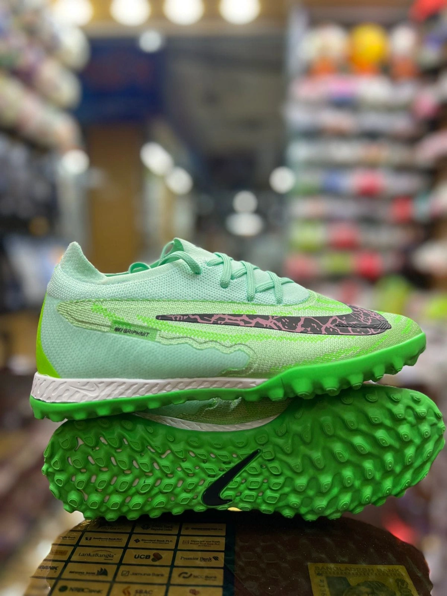 Nike Phantom Green & Black Football Turf Shoes
